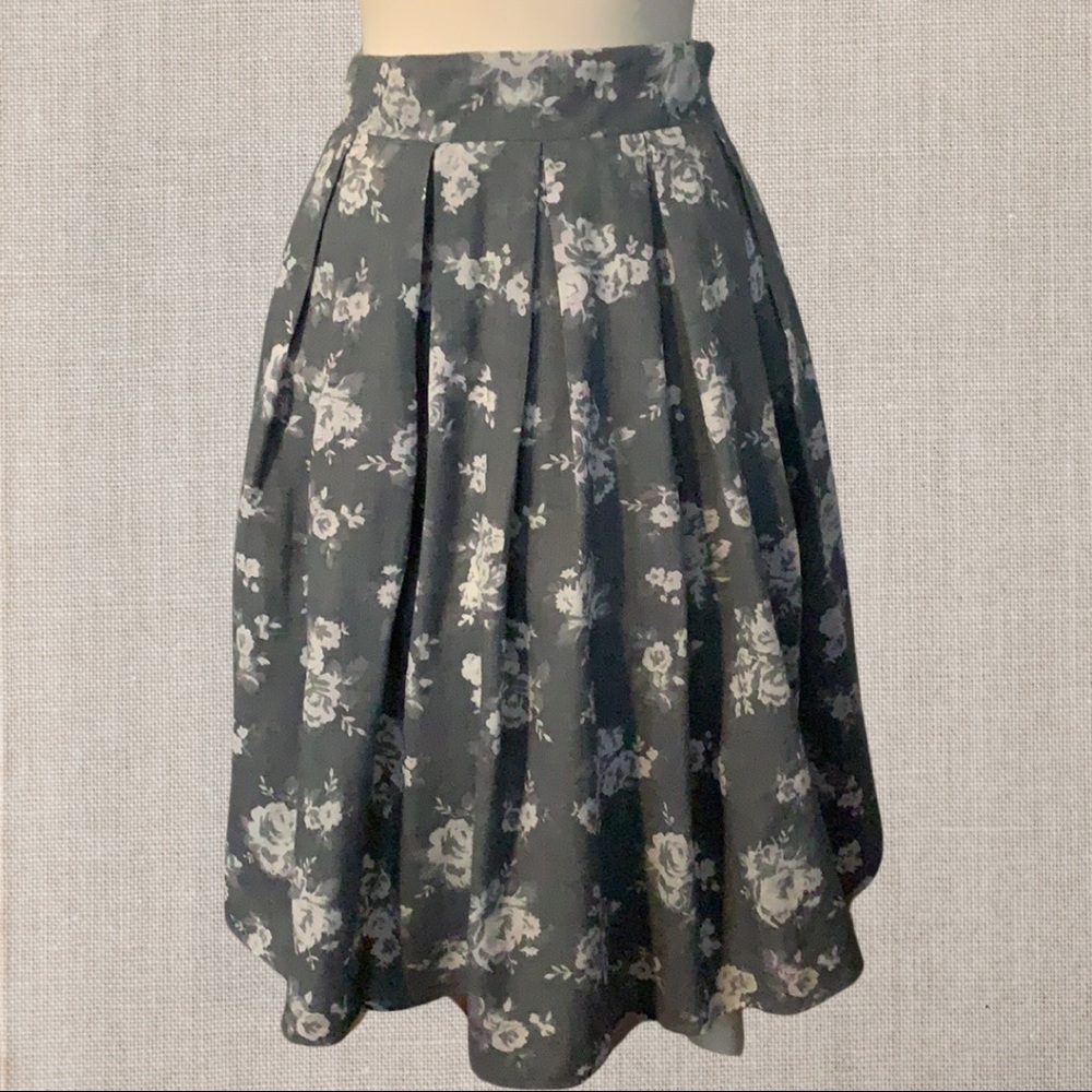 Pleated Skirt